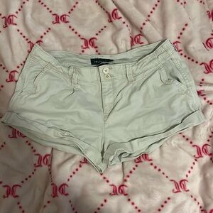 Cute cargo pants low rise